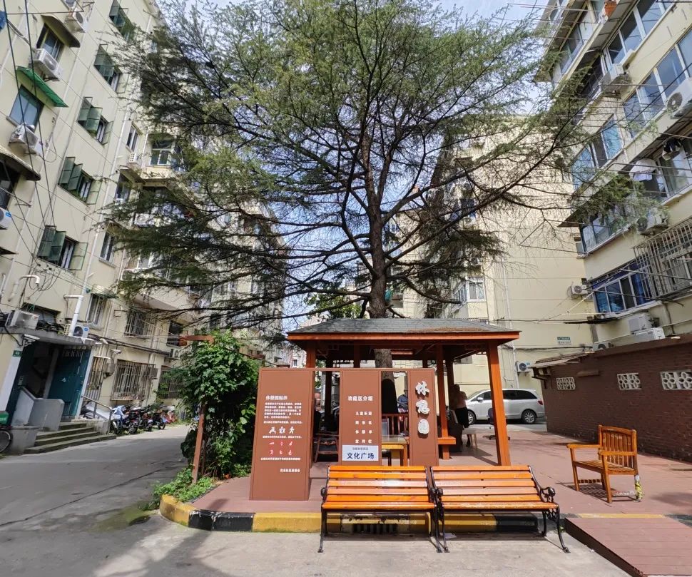 必搏体育长宁这两个小区启动精品改造重点解决居民急需解决的问题(图3)
